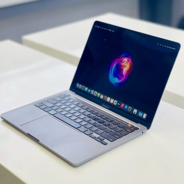 MacBook Pro M1 13” • A2338 - Image 2
